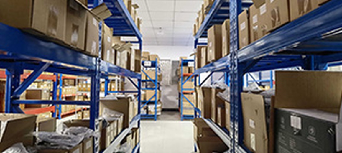 DSSD warehouse with server hardware stock